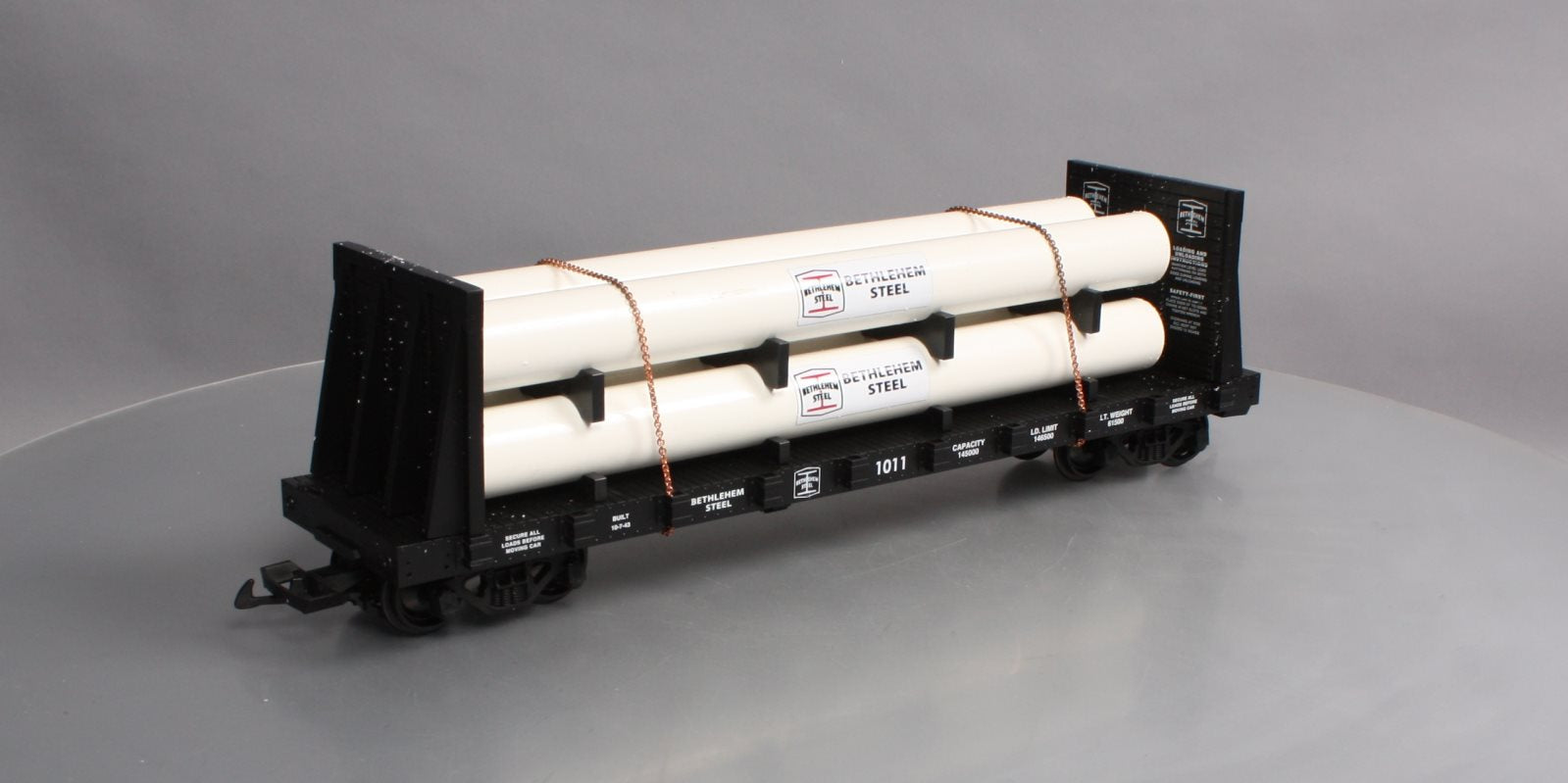 USA Trains R17613A G Bethlehem Steel Pipe Load Flat Cars #1011 Bethlehem Steel
