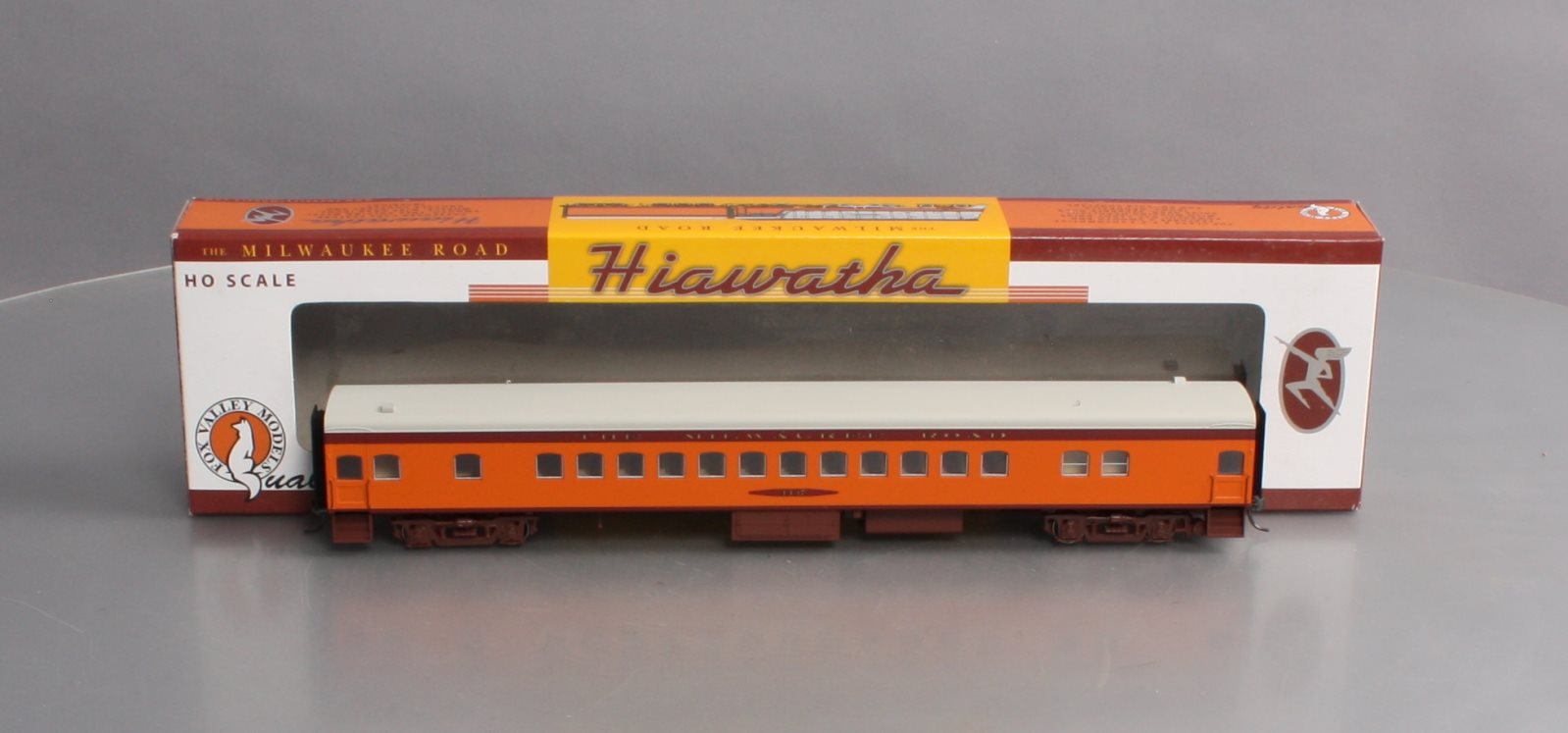 Fox Valley Models 10032 HO Scale Milwaukee Hiawatha Passenger Coach #4437