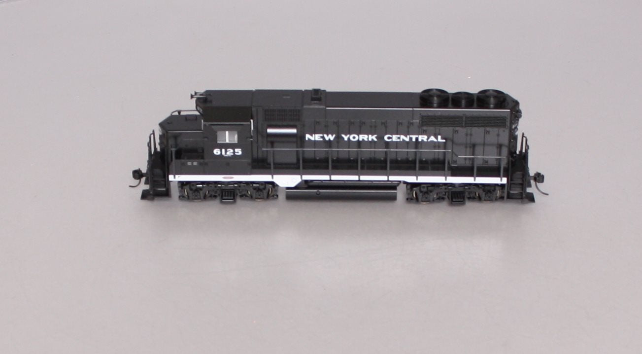 Kato 37-3023-1 HO New York Central EMD GP35 Phase IA Diesel Engine #6125 DCC