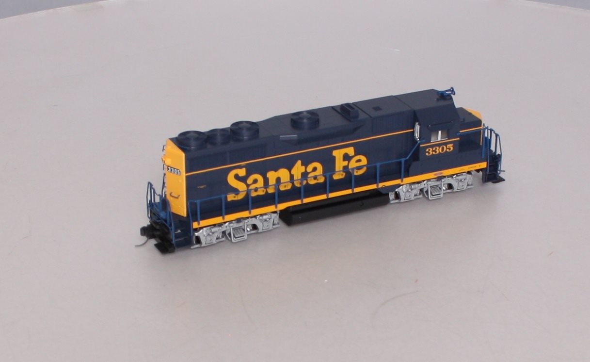 Kato 37-3022-1 HO Santa Fe EMD GP35 Phase IA Diesel Engine #3305 with DCC