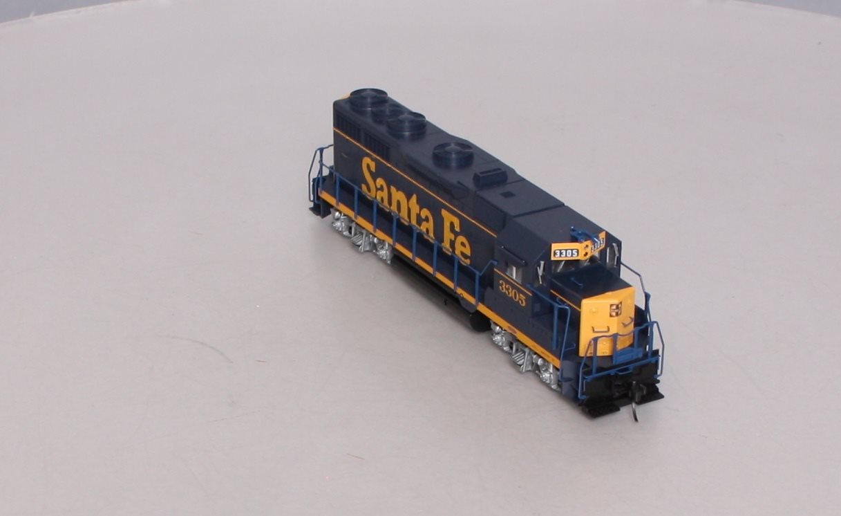 Kato 37-3022-1 HO Santa Fe EMD GP35 Phase IA Diesel Engine #3305 with DCC