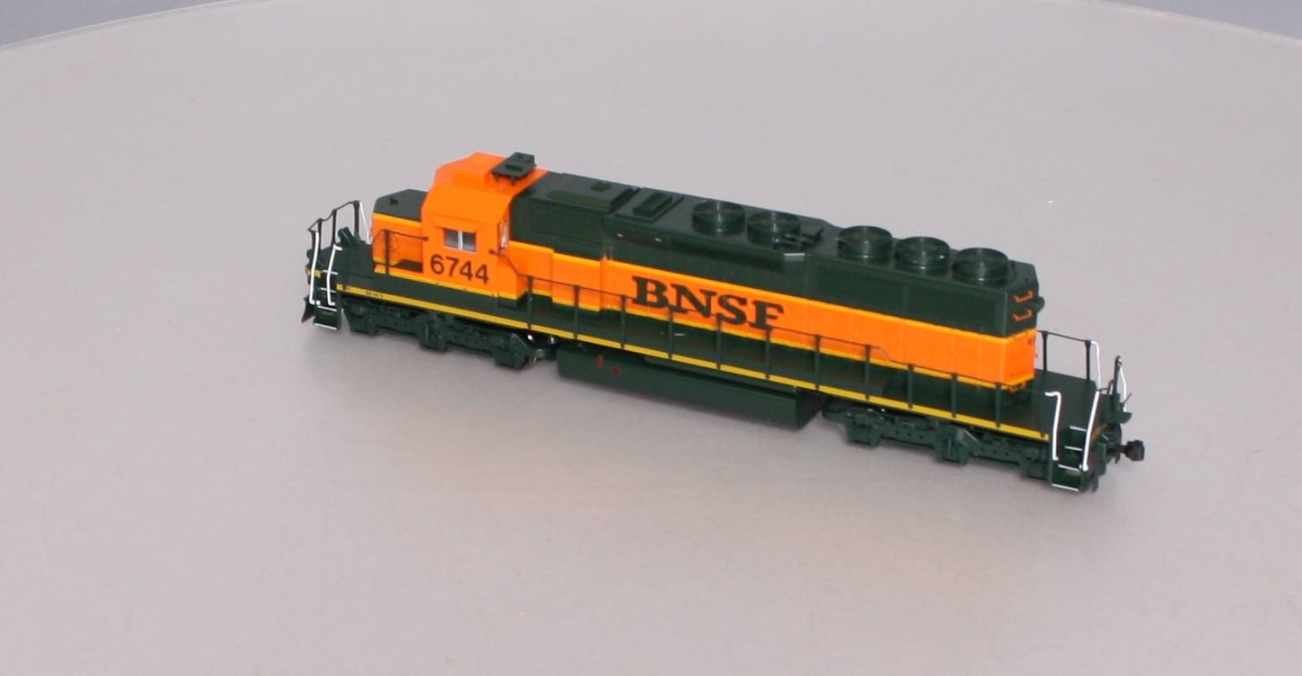 Kato 37-6613 HO Scale BNSF SD40-2 Diesel Engine #6744