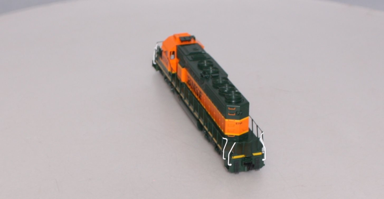 Kato 37-6613 HO Scale BNSF SD40-2 Diesel Engine #6744