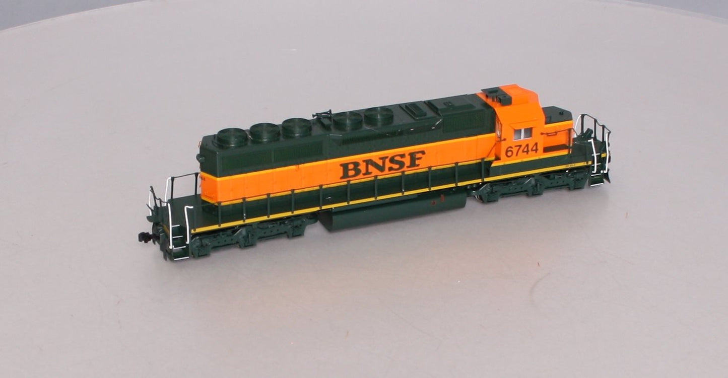 Kato 37-6613 HO Scale BNSF SD40-2 Diesel Engine #6744