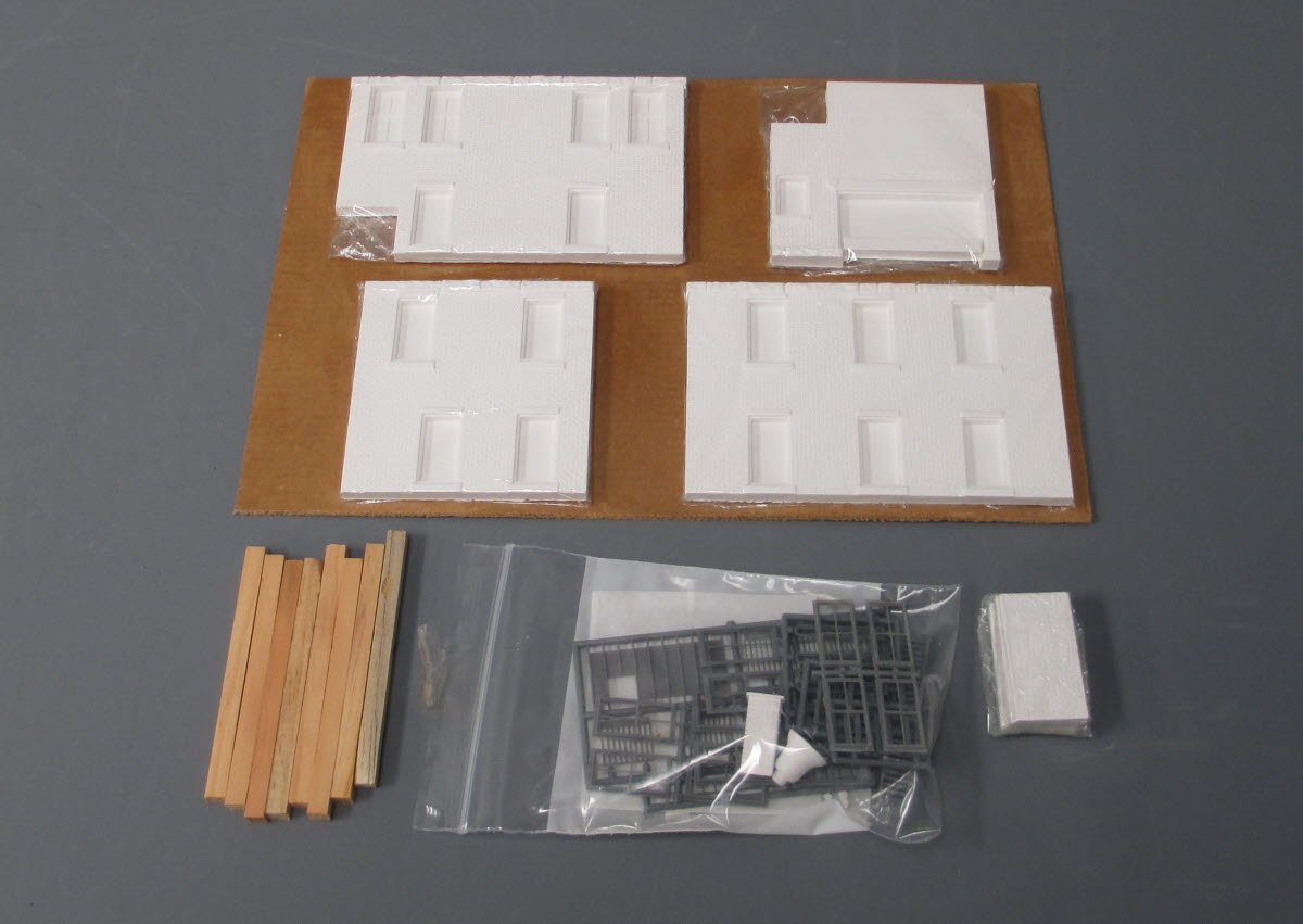 Ed Fulasz 010 HO Scale Fire Station Building Assembly Kit