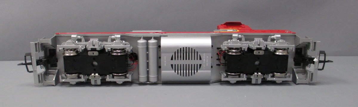 USA Trains R22107 G Scale Santa Fe EMD GP9 Diesel Locomotive #752