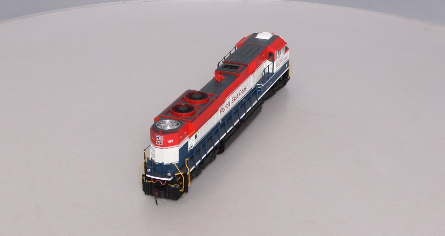 MTH 80-2030-0 HO Scale  FEC  SD70M-2 Diesel Engine #105 with NMRA Socket
