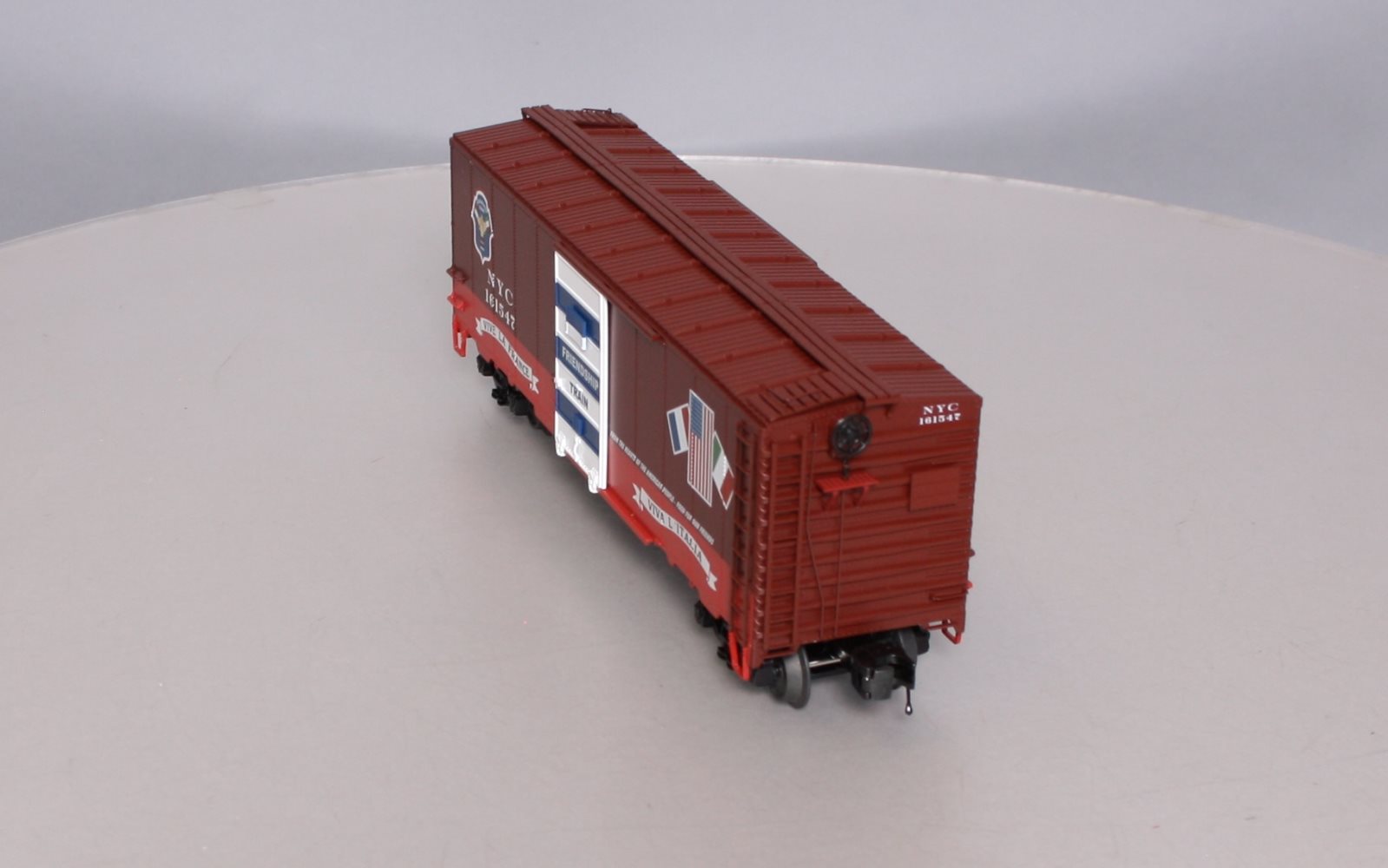 MTH 20-93522 NYC 1947 Friendship Train 40' AAR Box Car #161547