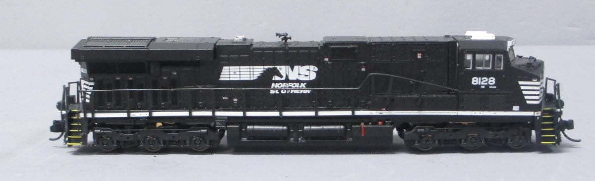 Broadway Limited 3540 N Norfolk Southern GE ES44AC Diesel Paragon3 #8128 w/DCC