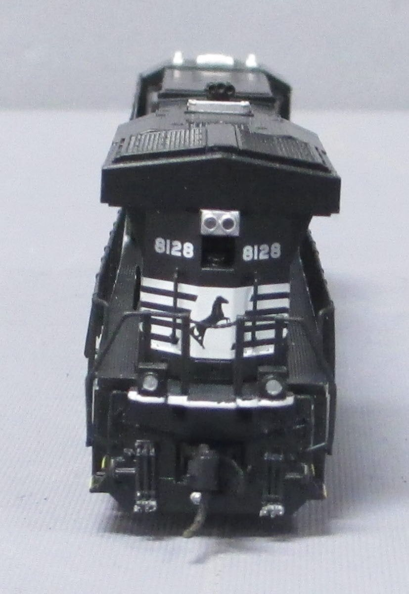 Broadway Limited 3540 N Norfolk Southern GE ES44AC Diesel Paragon3 #8128 w/DCC