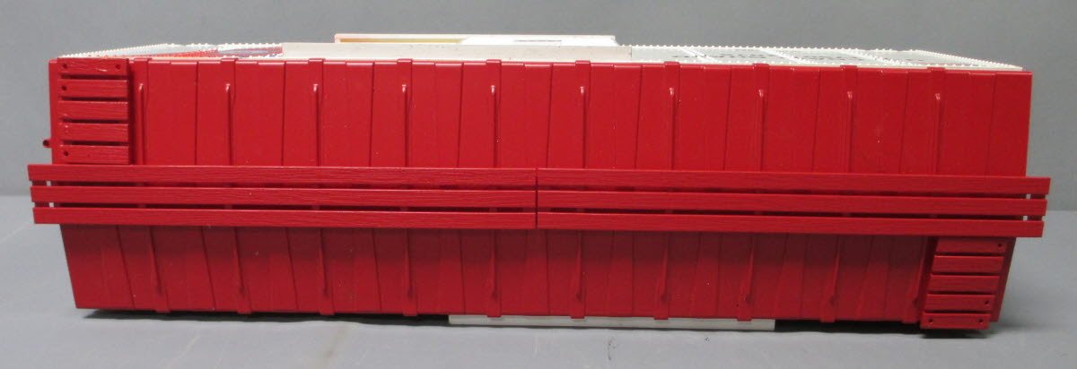 USA Trains R19096A G US Coast Guard Simulated Wood Box Car #4925 (White/Red)