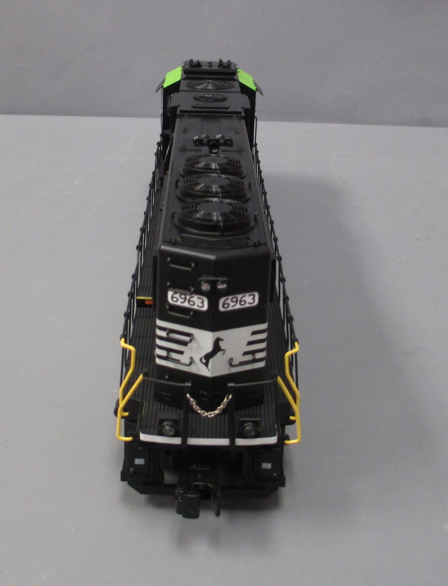 Lionel 6-83421 O Gauge Norfolk Southern Legacy SD60E Diesel Locomotive #6963