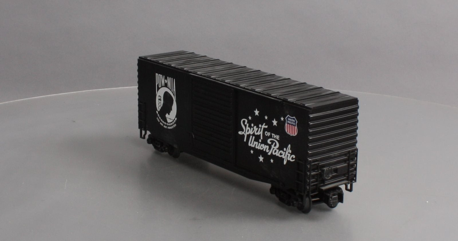 MTH 30-74927 O Union Pacific P.O.W. Spirit Union Pacific 40’ High Cube Box Car