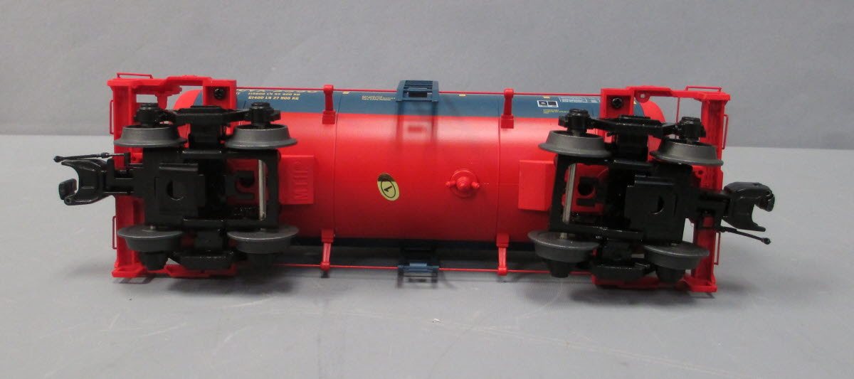 MTH 20-96722 O Gauge Safety Train 8,000 Gallon Tank Car #3390