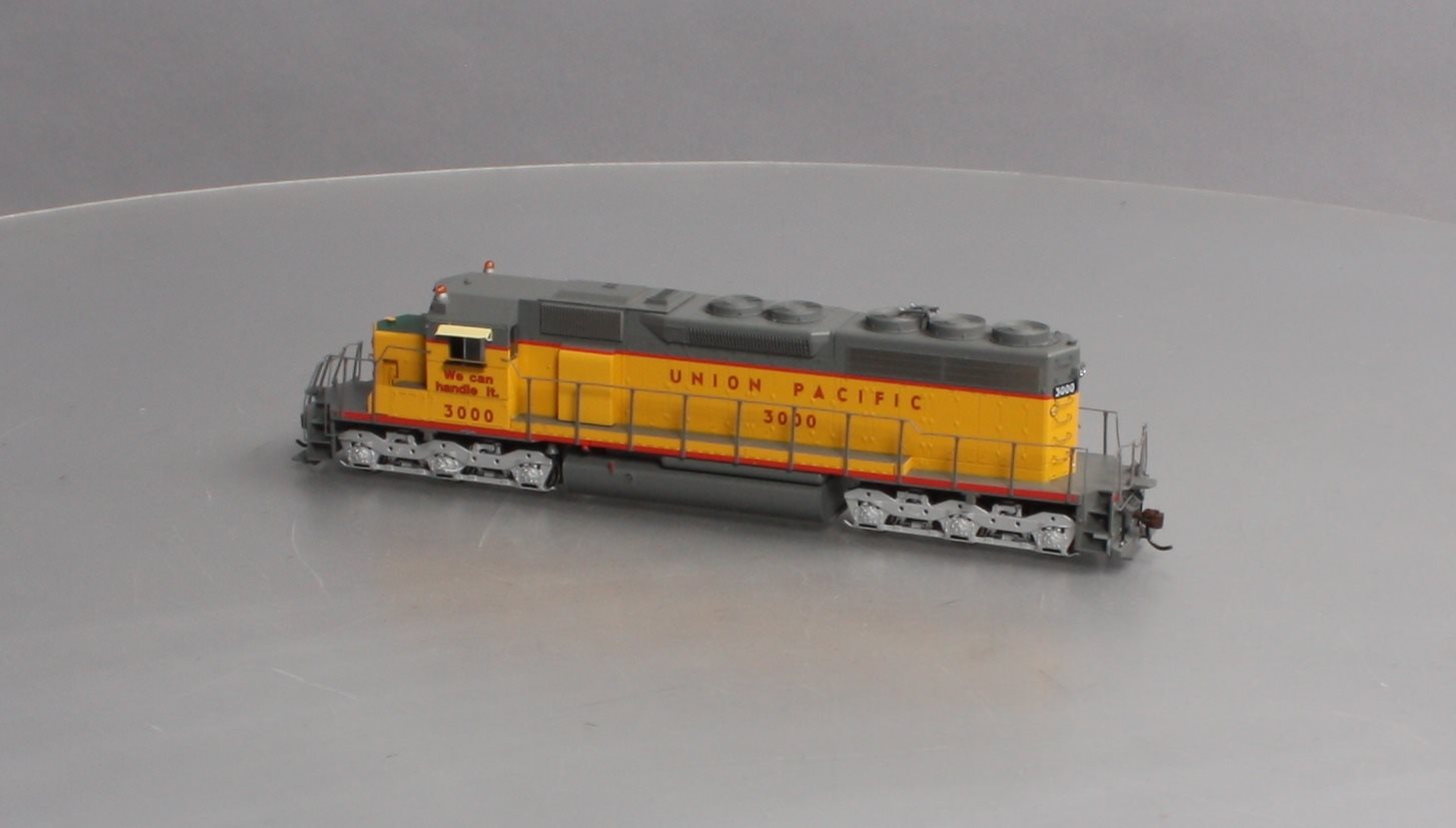 Athearn 98820 HO Scale Union Pacific SD40 Diesel Locomotive w/DCC & Sound #3000