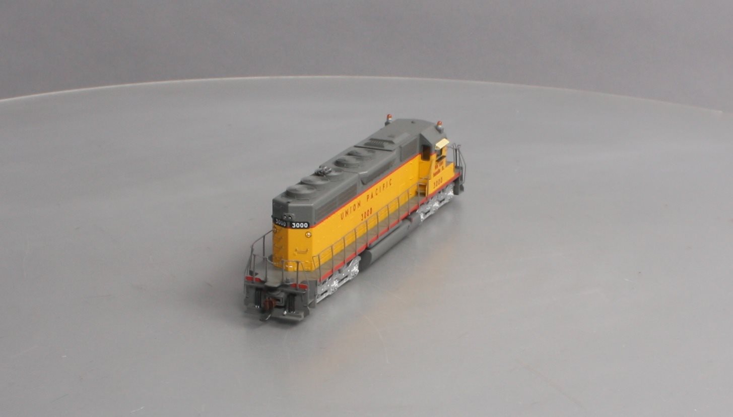 Athearn 98820 HO Scale Union Pacific SD40 Diesel Locomotive w/DCC & Sound #3000