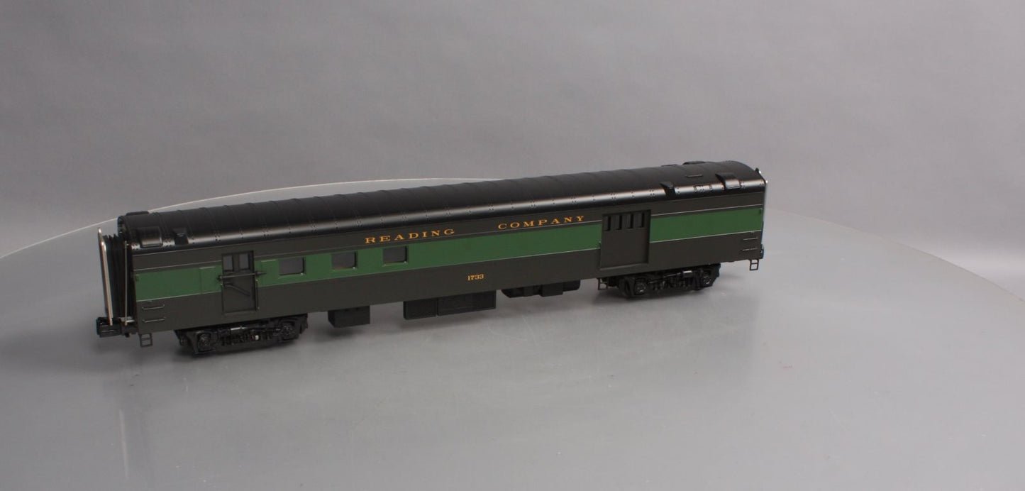 MTH 20-68266 O Reading 70' Streamlined RPO Passenger Car (Smooth Sided)