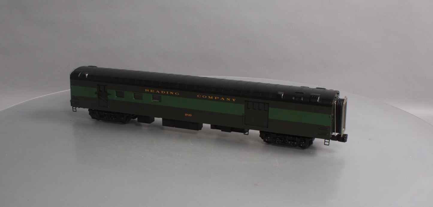 MTH 20-68266 O Reading 70' Streamlined RPO Passenger Car (Smooth Sided)
