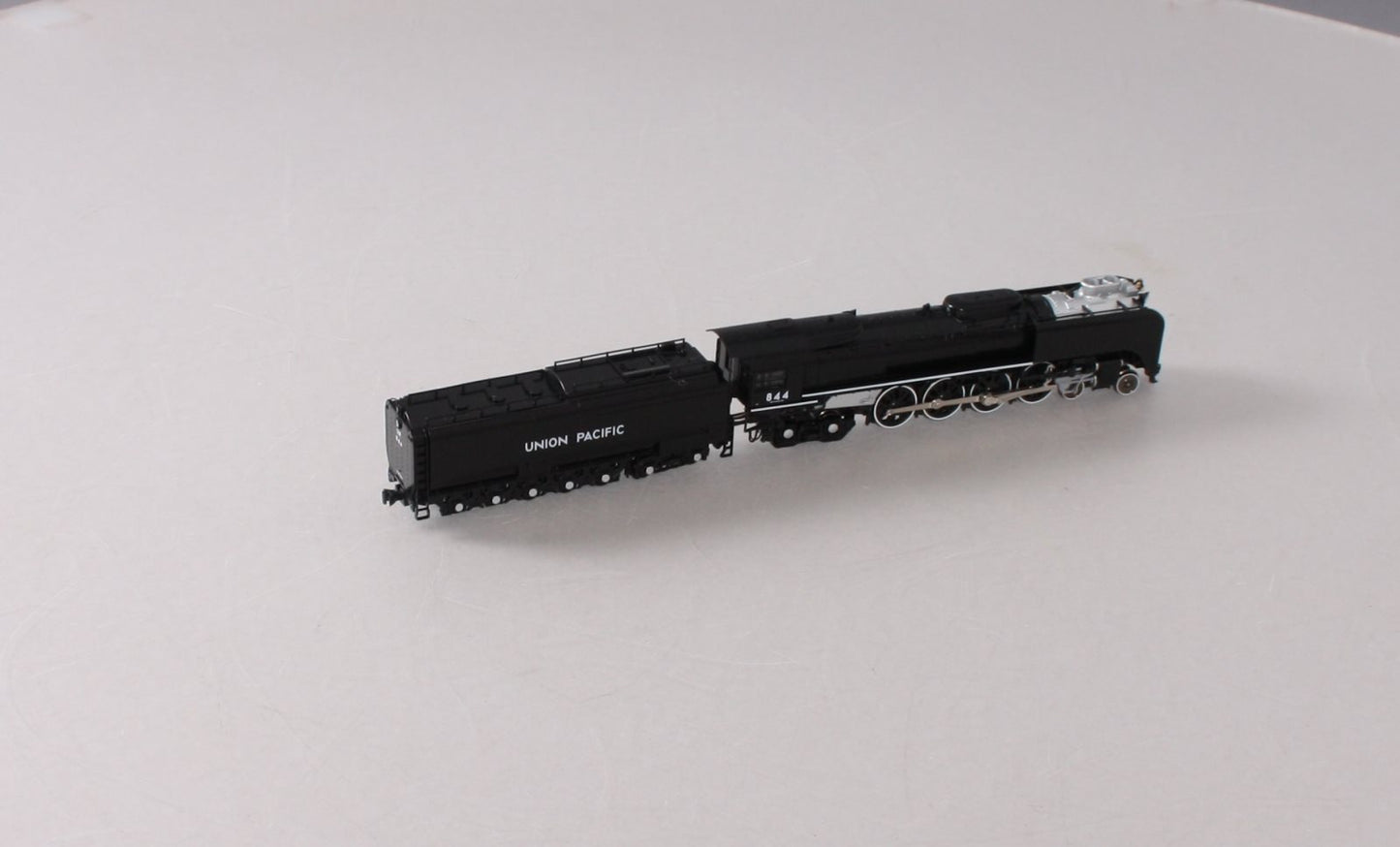 Kato 1260401LS N Union Pacific FEF-3 Series 4-8-4 Steam Locomotive #844