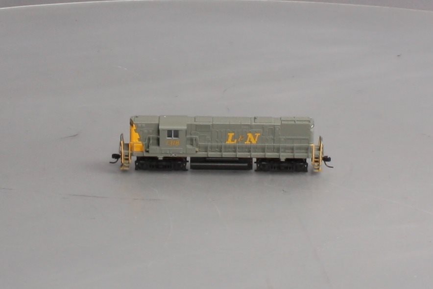 Atlas 40002370 N L&N C420 Phase 2B High Nose Diesel Locomotive W/DCC #1318