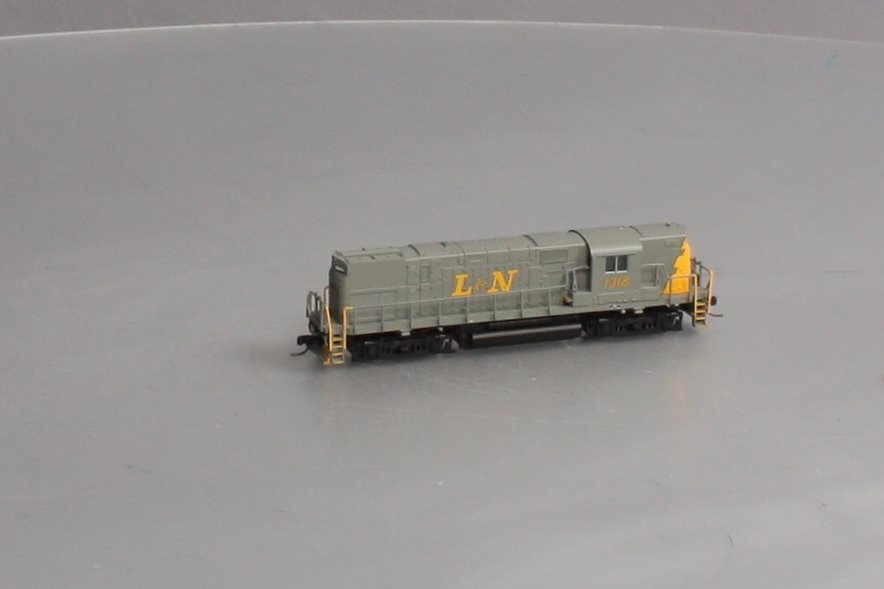 Atlas 40002370 N L&N C420 Phase 2B High Nose Diesel Locomotive W/DCC #1318