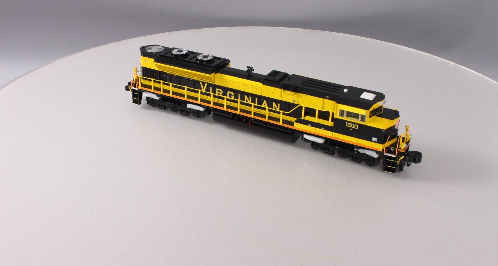 American Flyer 6-42536 S Virginian NS Heritage SD70Ace Diesel Locomotive #1910