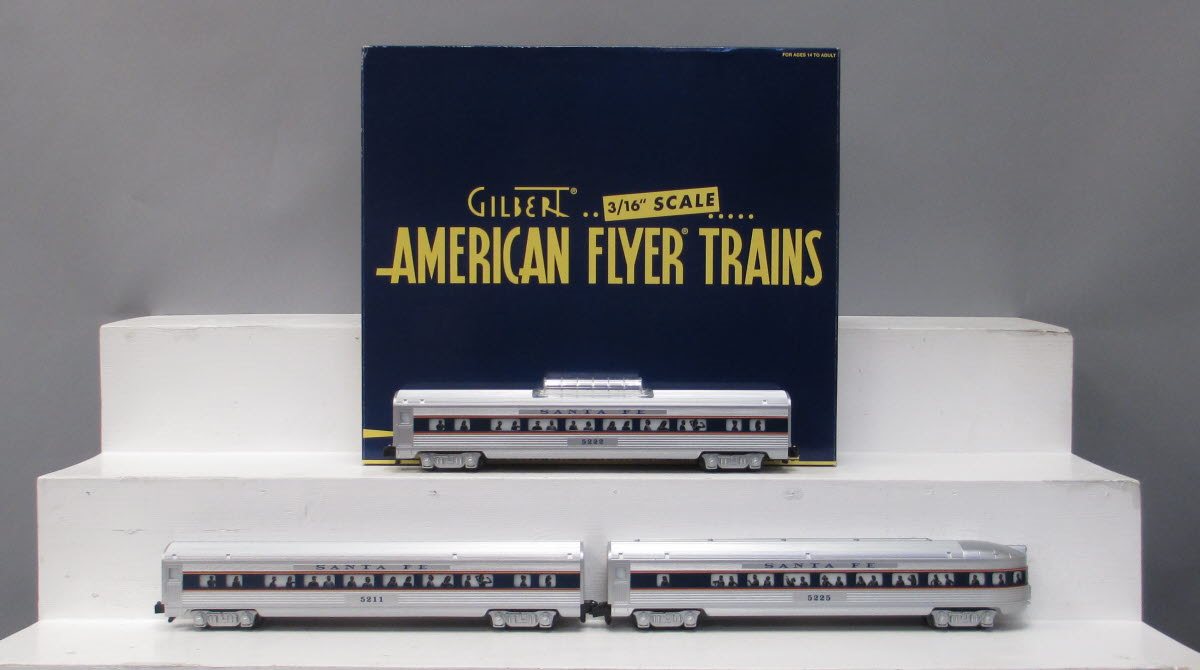 American Flyer 6-49930 S Scale Santa Fe Streamliner Passenger Cars (Set of 3)