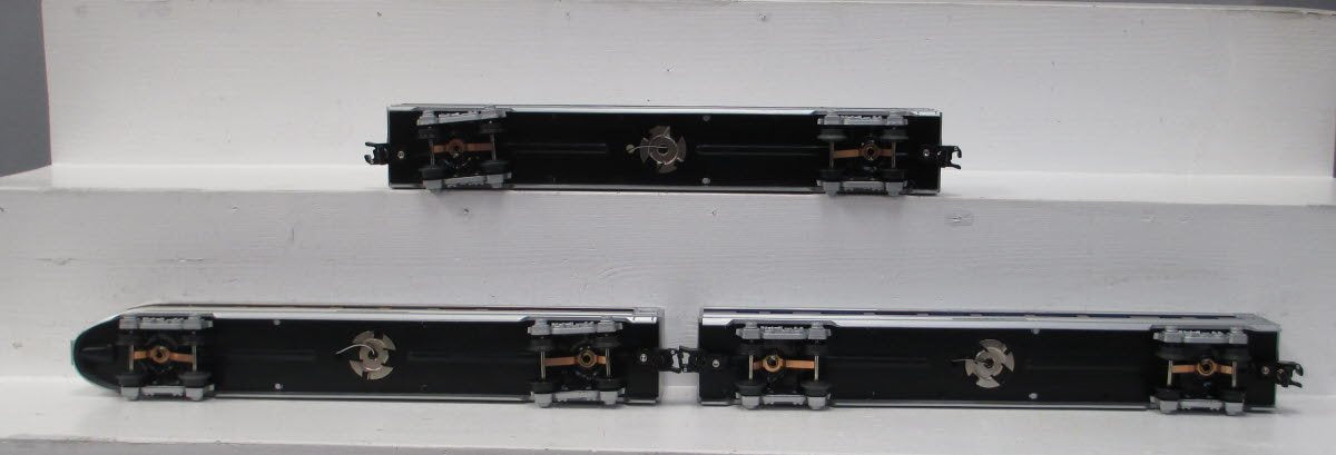 American Flyer 6-49930 S Scale Santa Fe Streamliner Passenger Cars (Set of 3)