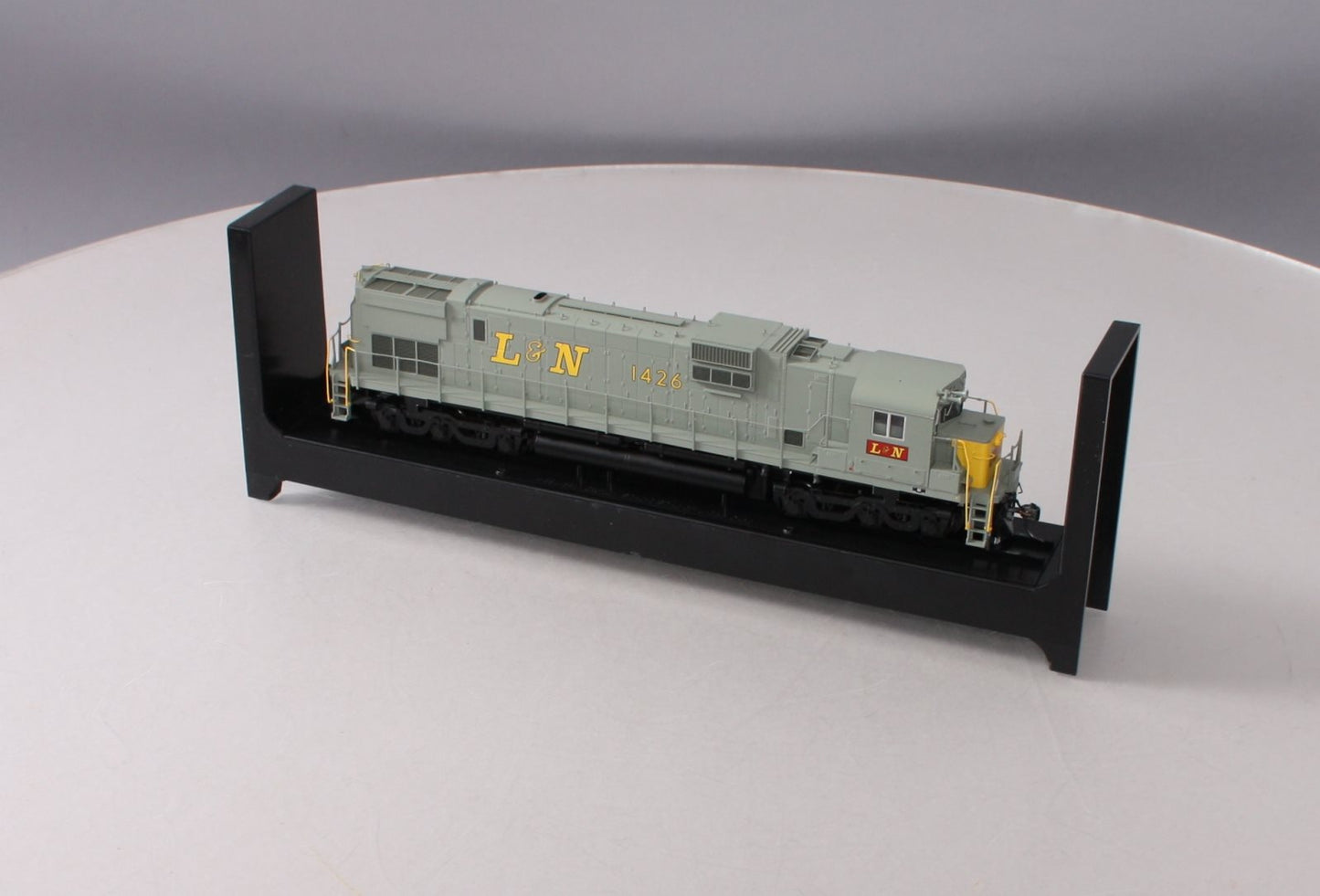 Bowser 24757 HO Louisville & Nashville C630 Alco Diesel Loco with Sound #1426