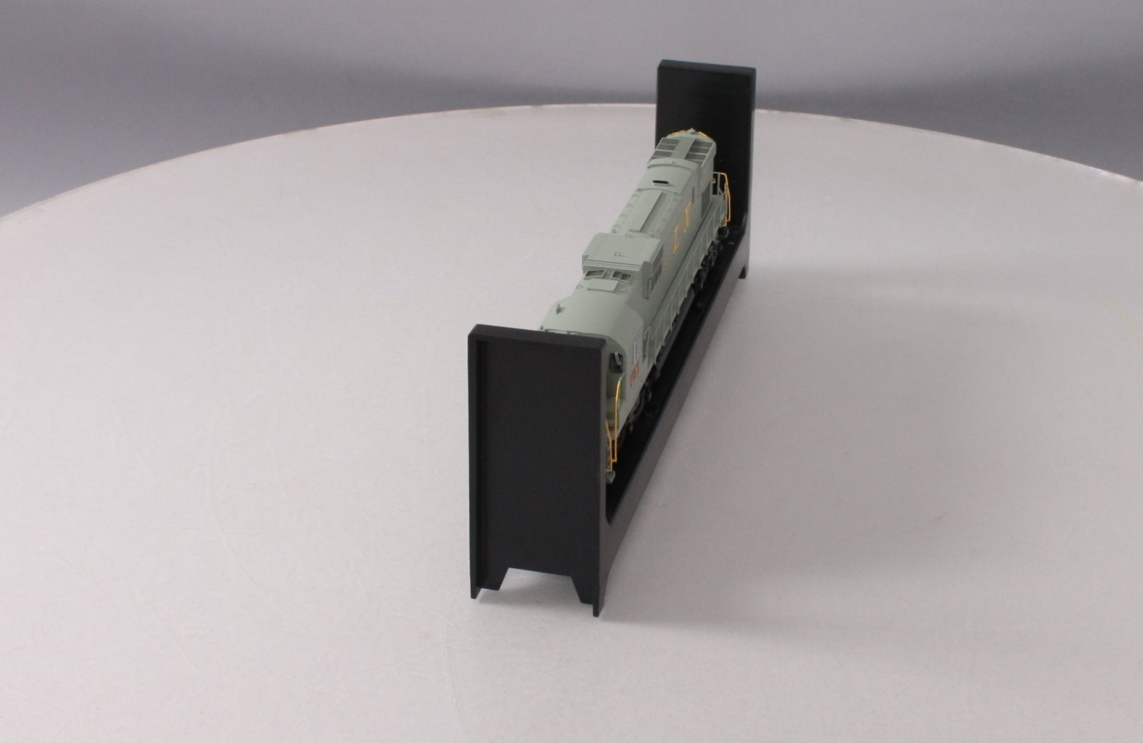 Bowser 24758 HO Louisville & Nashville C630 Alco Diesel Loco with Sound #1432