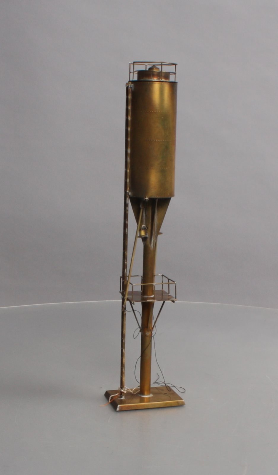 Max Gray 1012 O Scale Brass Sanding Tower Unpainted