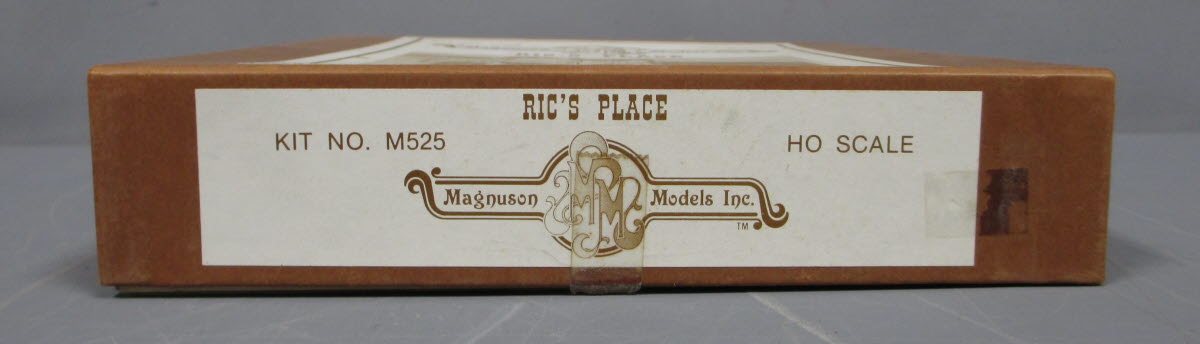 Magnuson Models M525 HO Scale Ric's Place Building Kit