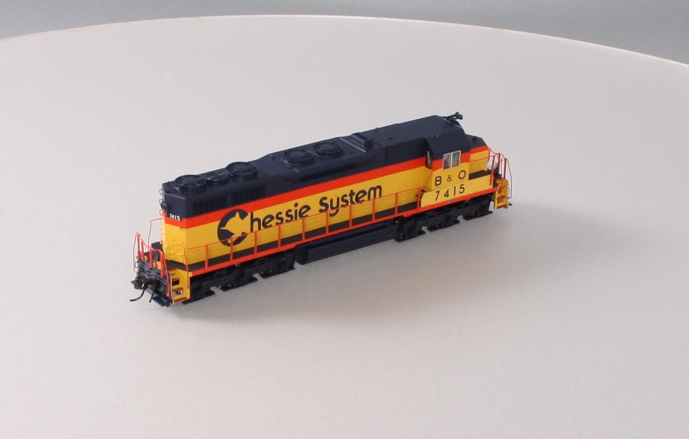 Atlas 10001047 HO B&O SD35 Silver Chessie System Diesel Locomotive #7415
