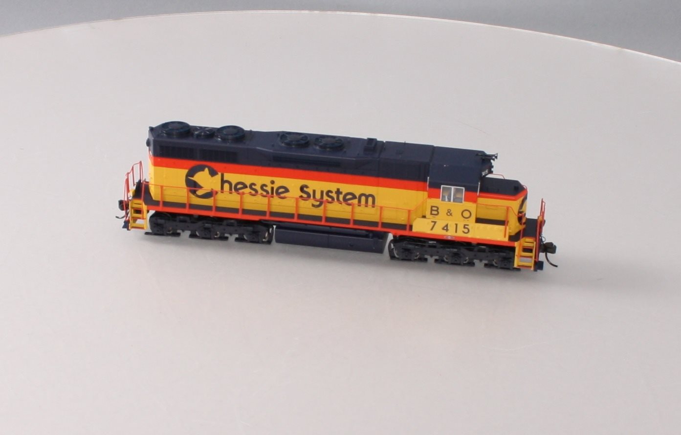 Atlas 10001047 HO B&O SD35 Silver Chessie System Diesel Locomotive #7415