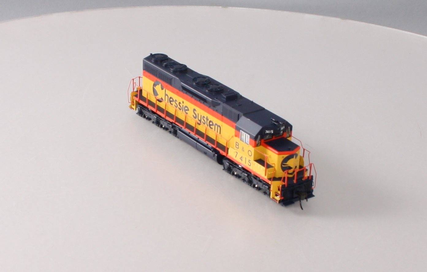Atlas 10001047 HO B&O SD35 Silver Chessie System Diesel Locomotive #7415