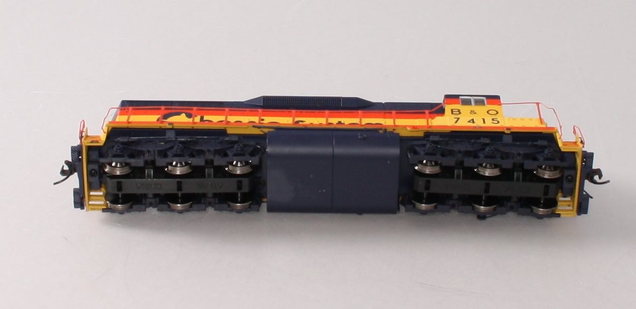 Atlas 10001047 HO B&O SD35 Silver Chessie System Diesel Locomotive #7415