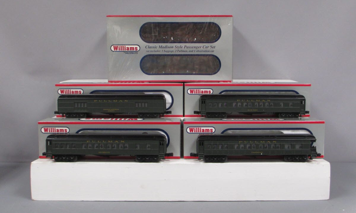 Williams 43471 O Golden Memories 60 Ft. Madison Passenger Cars (Set of 4)