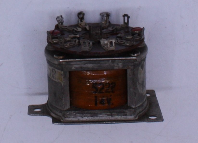Acme 5228 Zenith 14 Volt Switch Machine 195G52 Type 75