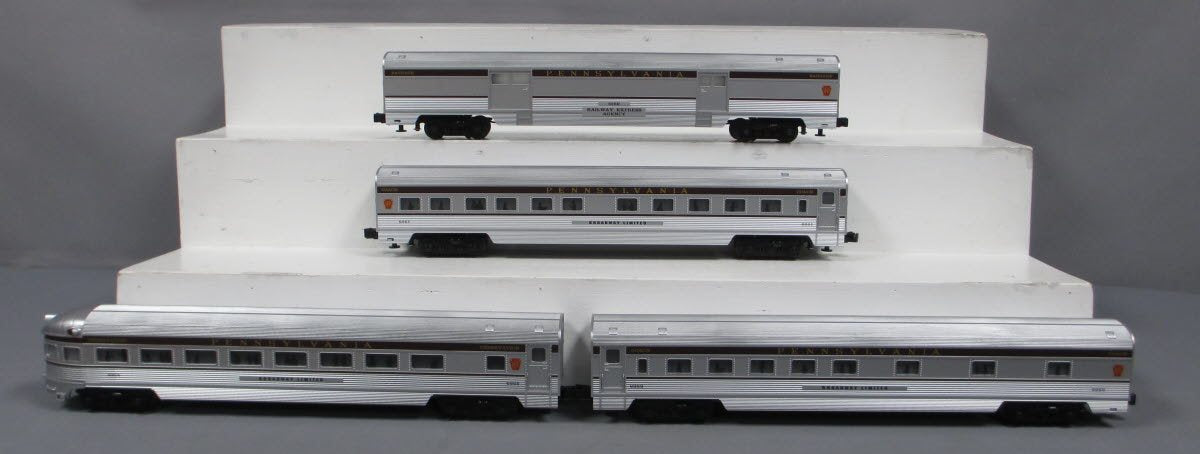 Williams 43162 PRR 72 Ft. Streamline Passenger Cars (Set of 4)