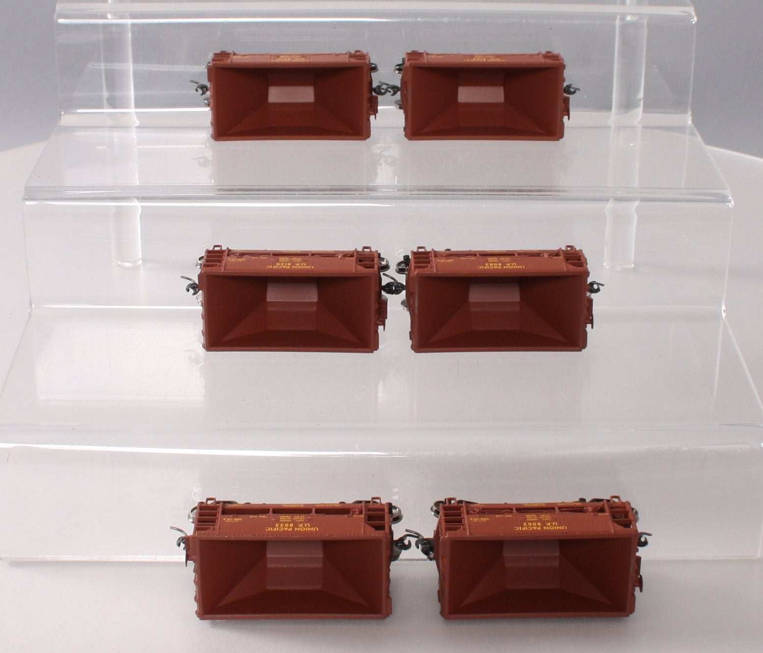 Walthers 910-58022 HO Union Pacific 24' Minnesota Ore Car #2 (Set of 6)