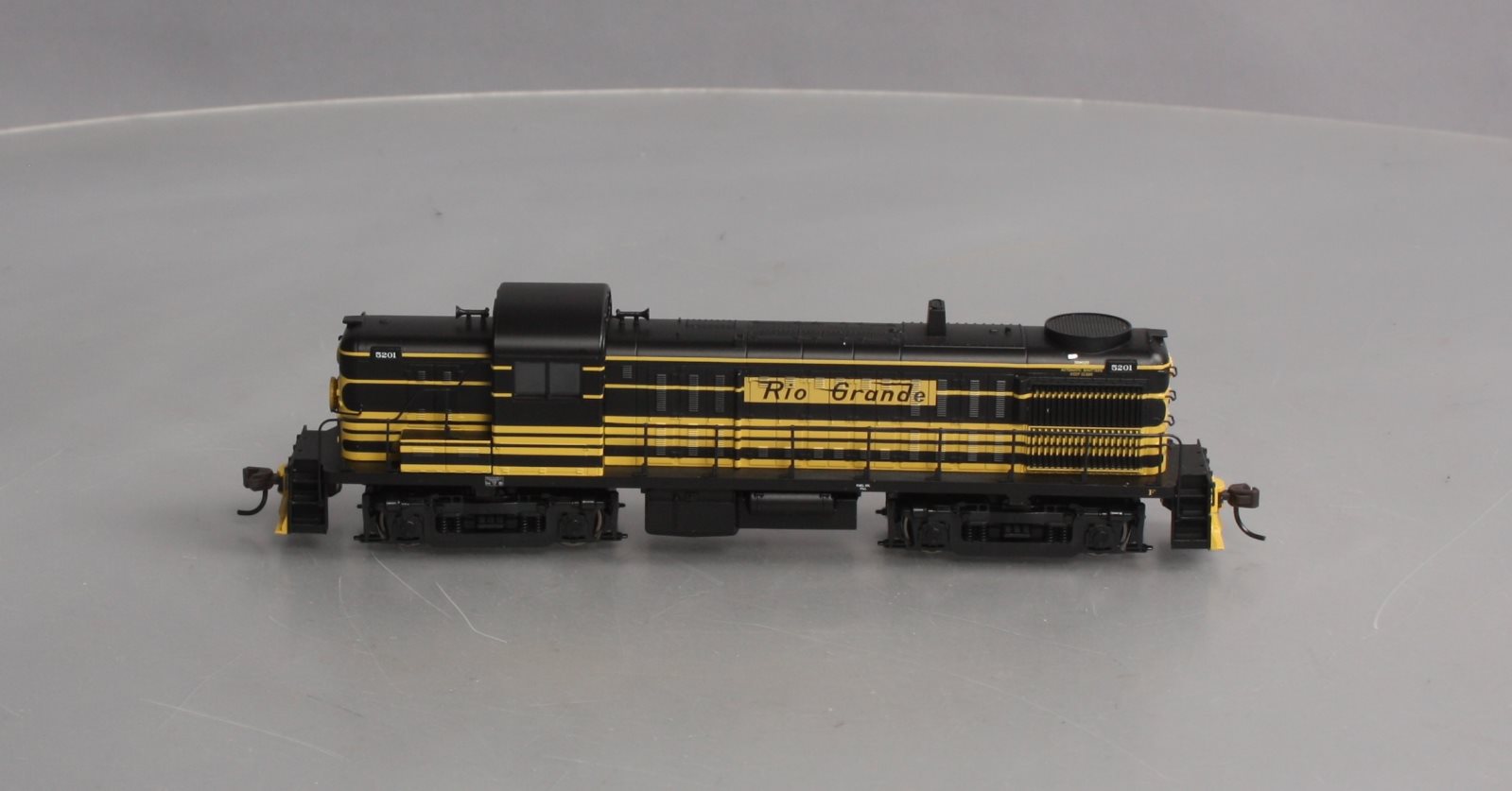 Atlas 7027 HO Scale Denver & Rio Grande Western RS-3 Diesel Locomotive #5201
