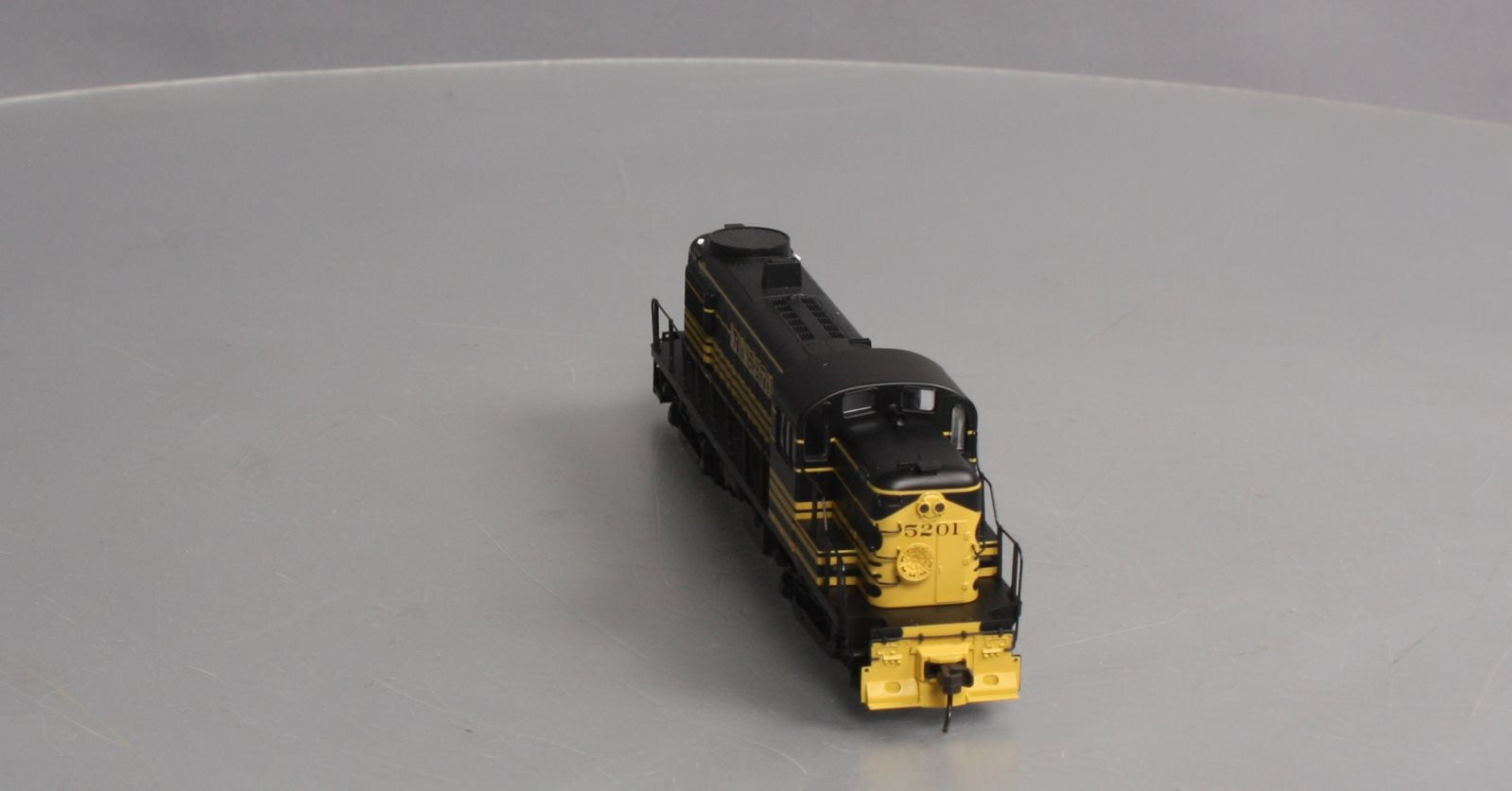 Atlas 7027 HO Scale Denver & Rio Grande Western RS-3 Diesel Locomotive #5201