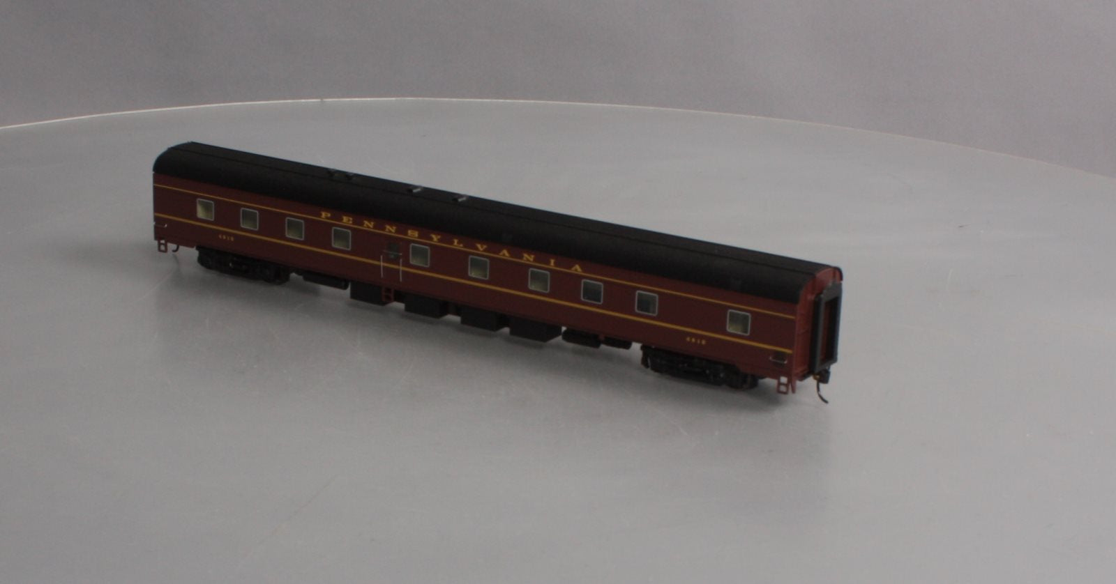 Walthers 920-9256 HO Pennsylvania 85' Budd Kitchen-Dormitory Car #4615