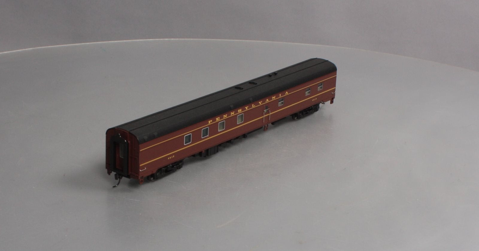 Walthers 920-9256 HO Pennsylvania 85' Budd Kitchen-Dormitory Car #4615