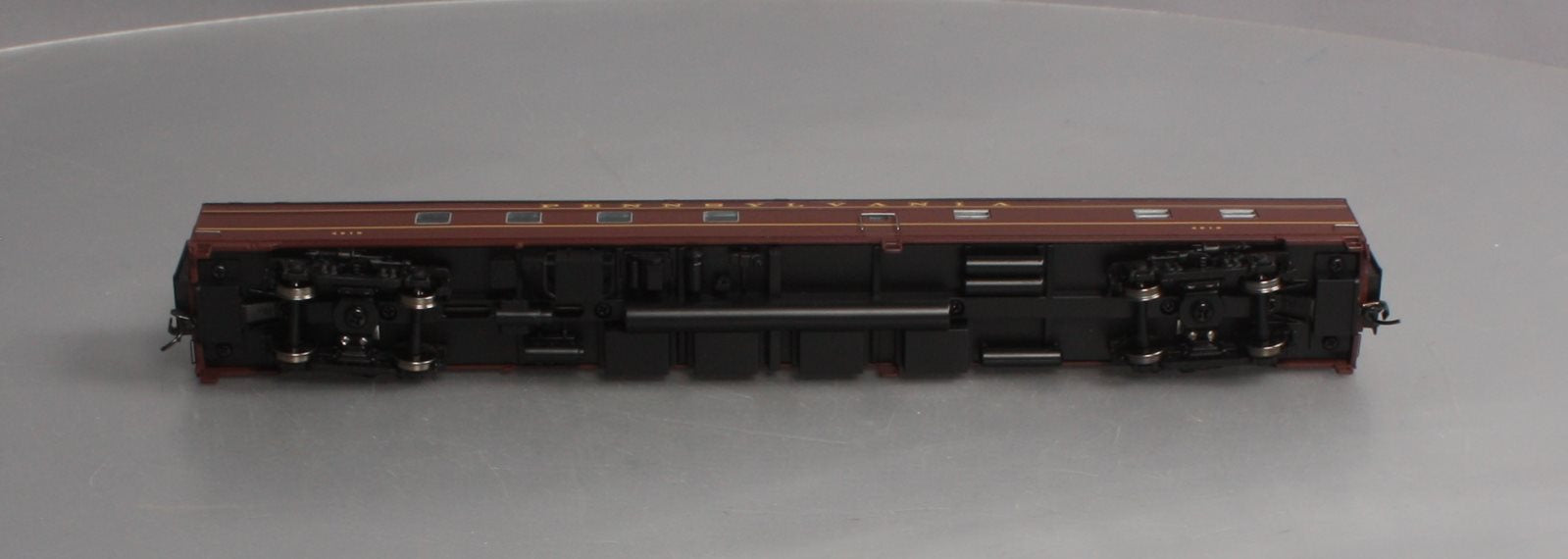 Walthers 920-9256 HO Pennsylvania 85' Budd Kitchen-Dormitory Car #4615