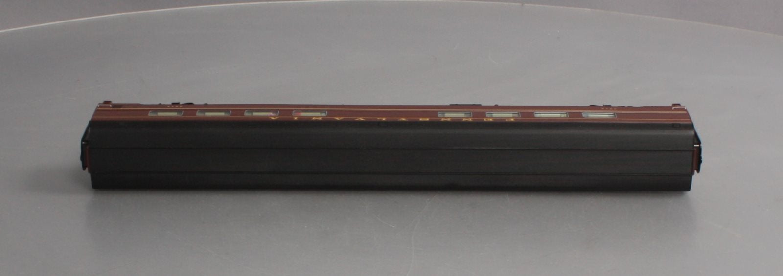 Walthers 920-9255 HO Pennsylvania 85' Budd 68-Seat Diner Car #4614