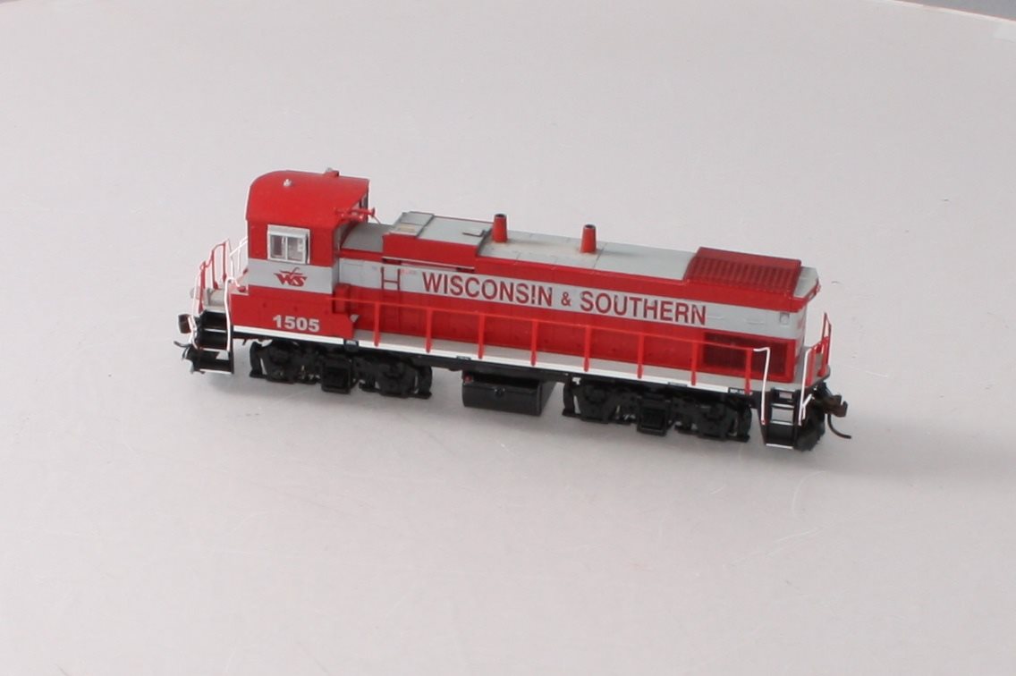 Athearn G66089 HO Wisconsin & Southern MP15-AC Diesel Locomotive #1505
