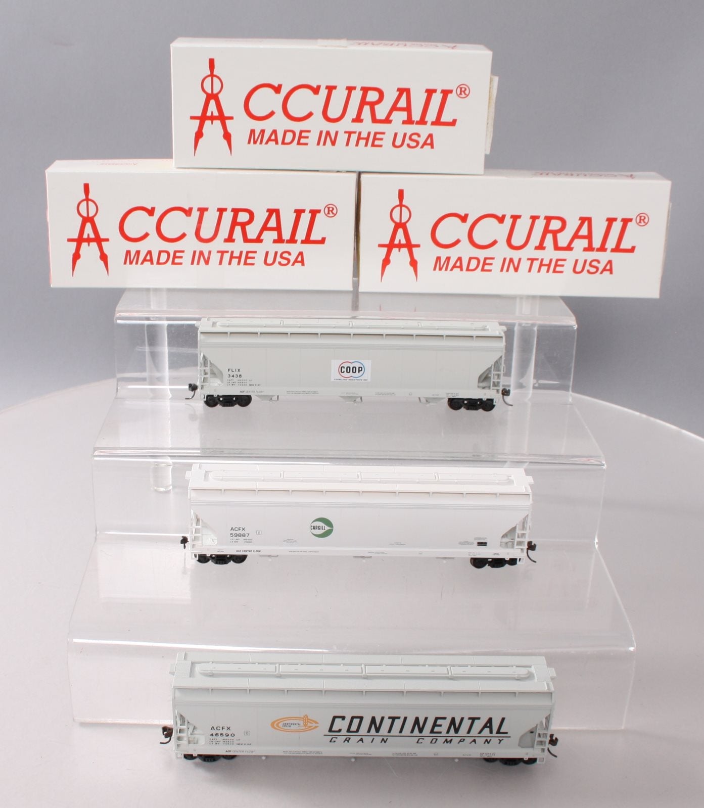 Accurail 8087 HO Co-Op/Continental Grain/Cargill 3-Bay ACF Hopper Car (Set of 3)