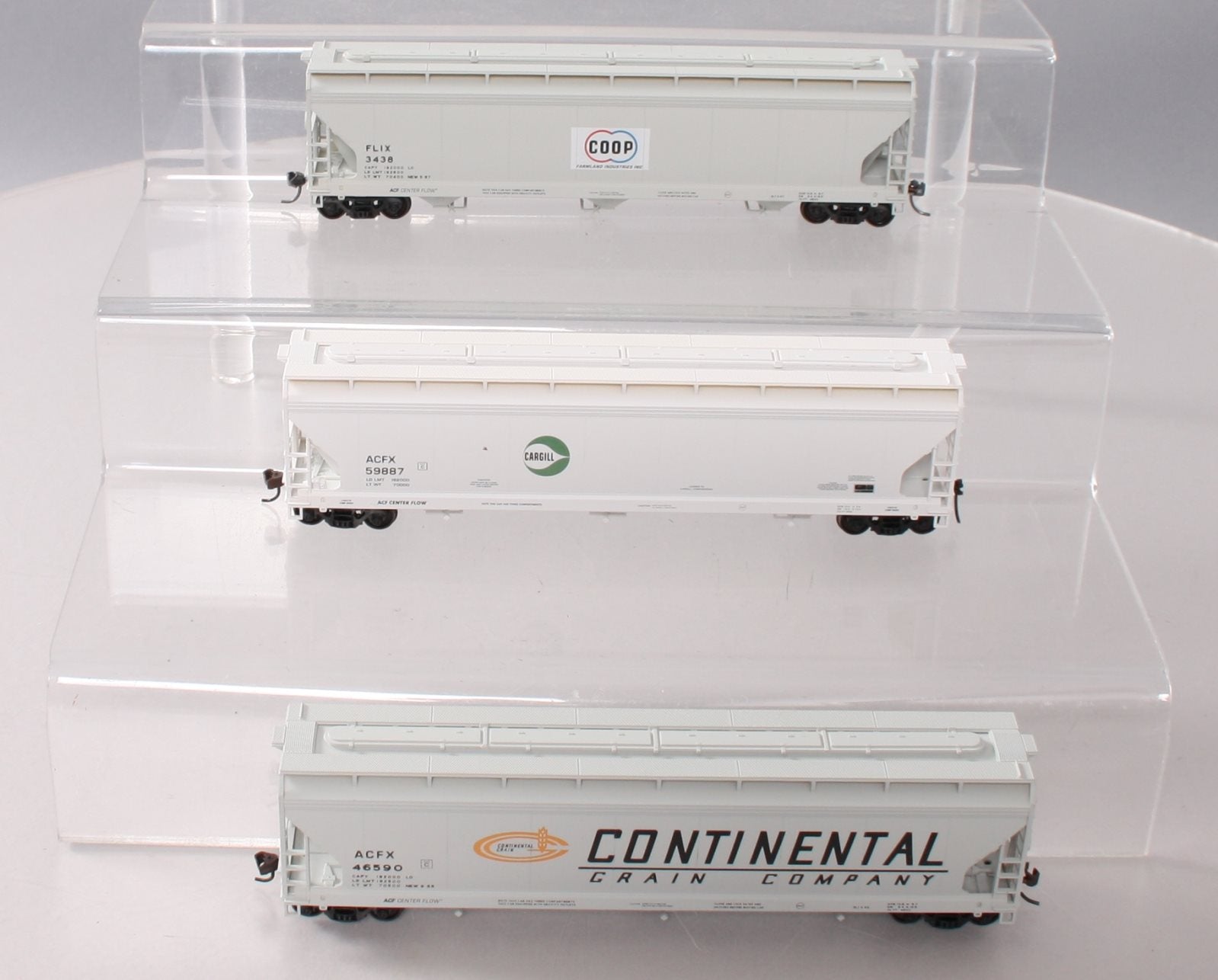 Accurail 8087 HO Co-Op/Continental Grain/Cargill 3-Bay ACF Hopper Car (Set of 3)