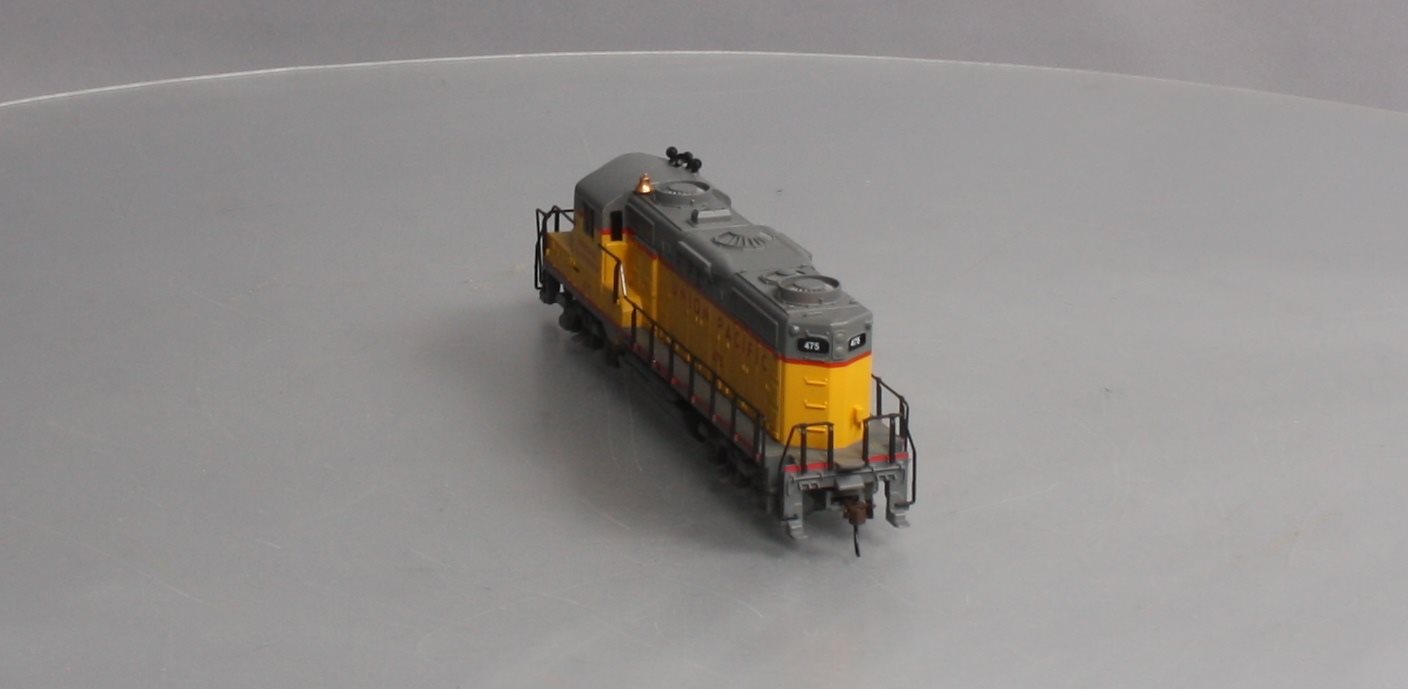 Mantua 414003 HO Union Pacific EMD GP20 GP20 Diesel Locomotive Standard DC #475